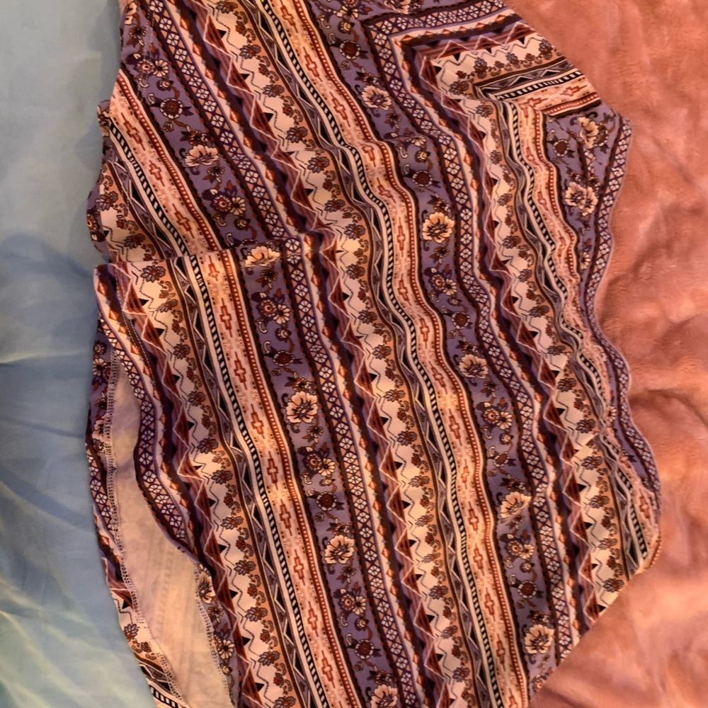 Patterned mini skirt